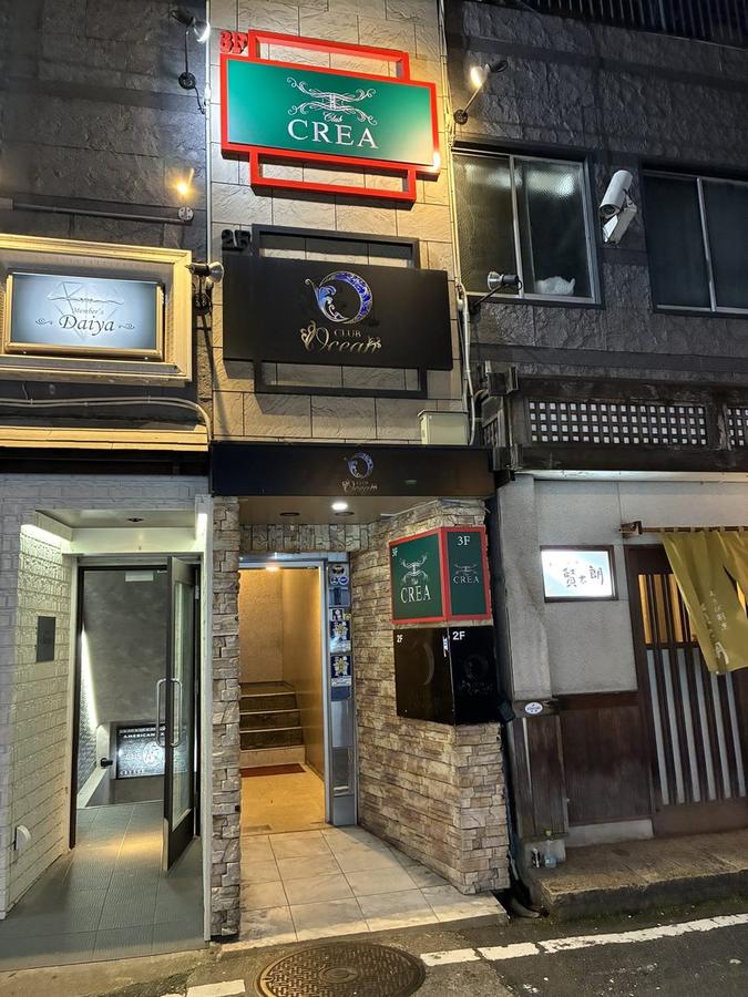 Club CREA 外観・看板（堺町第一ビル 3F 別館）